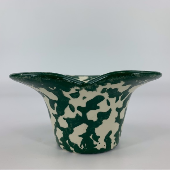 2/$25 Heart Shaped Green and Off-White Ceramic Votive Candle Holder - Picture 8 of 15